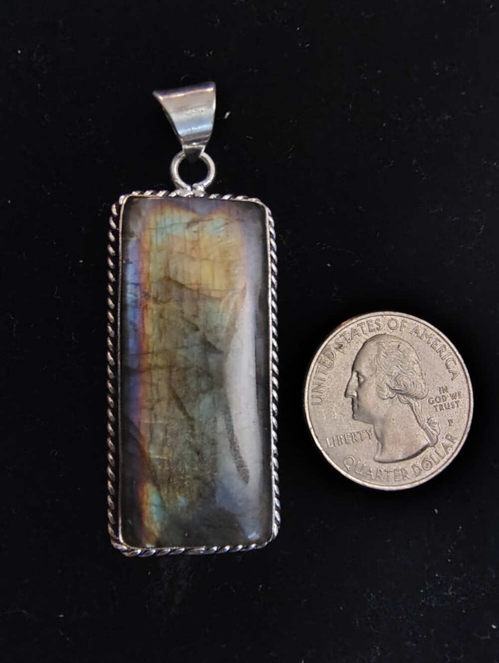 Labradorite Rectangular Pendant - Picture 3 of 4